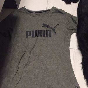 Green puma t-shirt